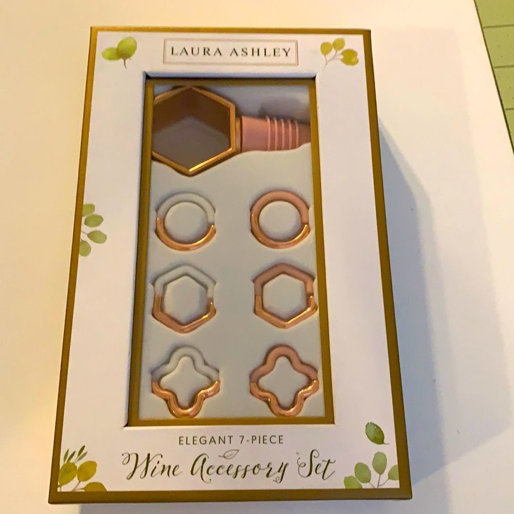 LAURA Ashley bottle topper and wine glass charms